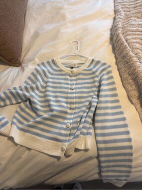 Universal Thread Blue & Cream Striped Button-Front Cardigan